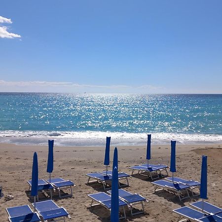 Sweet Sea View Lejlighed Savona Eksteriør billede