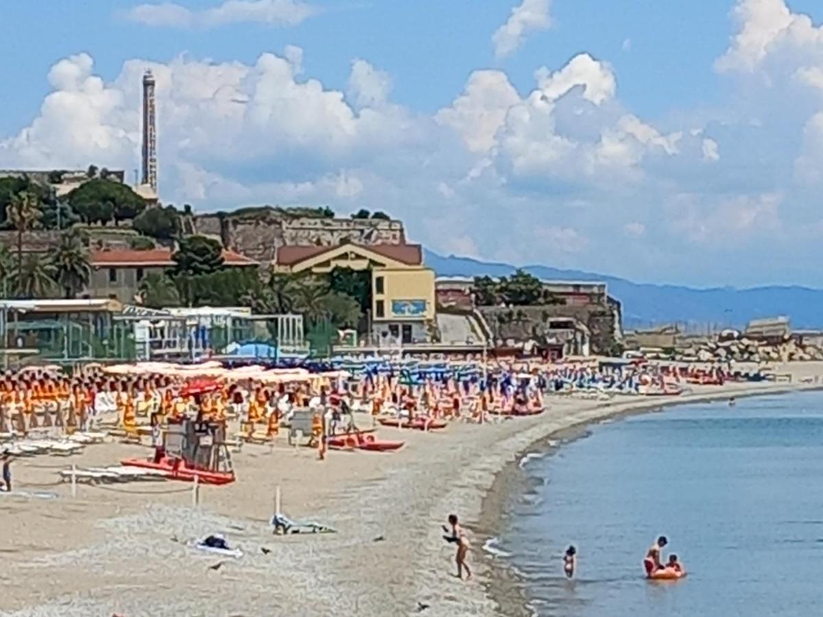 Sweet Sea View Lejlighed Savona Eksteriør billede